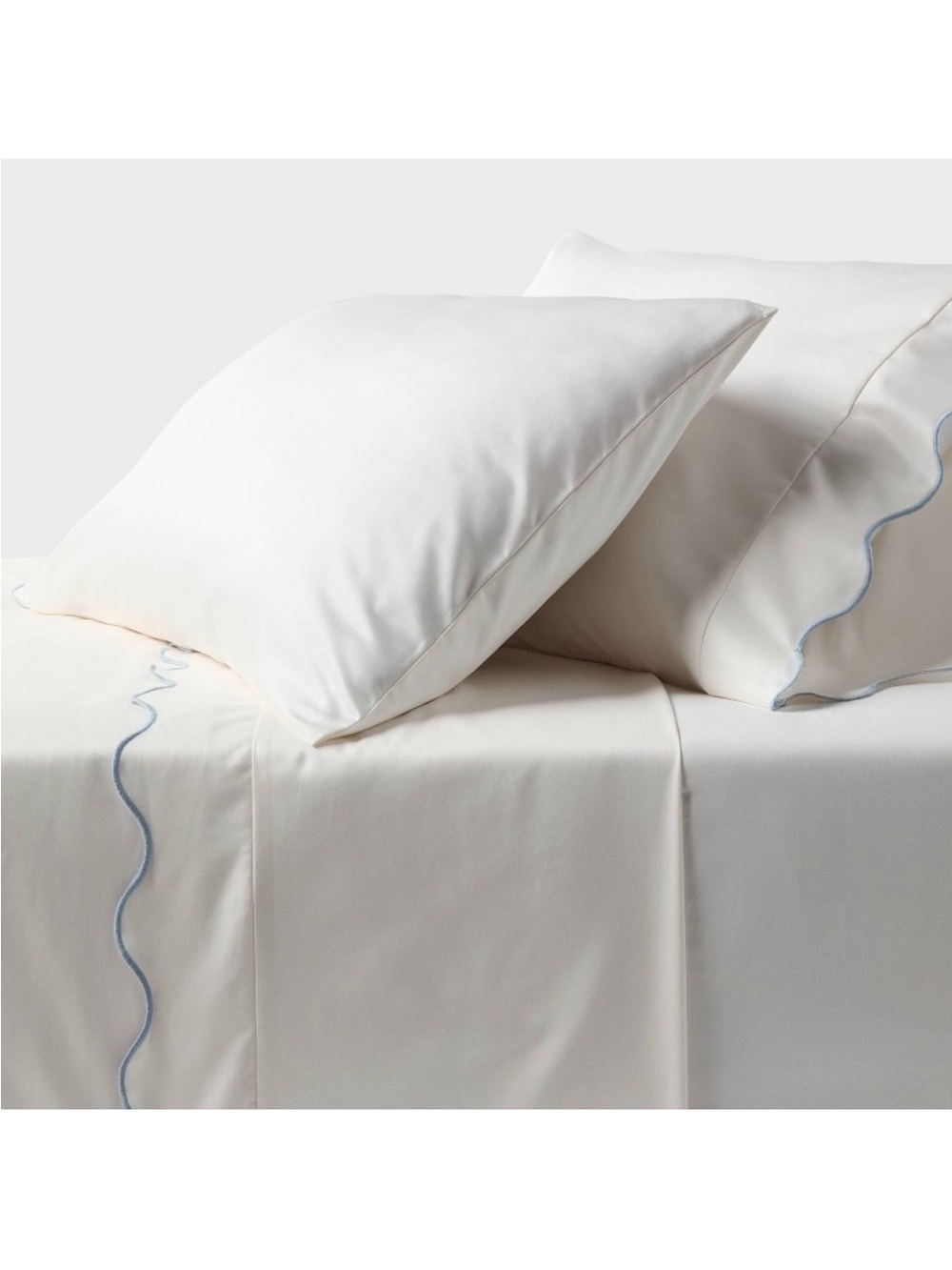 FULL Threshold 400 Thread Count Performance 4 pc Sheet Set Blue Scalloped Hem